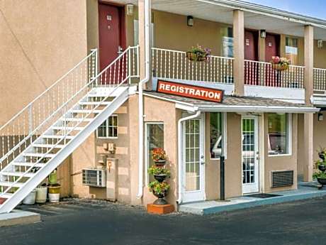 Econo Lodge Franklin