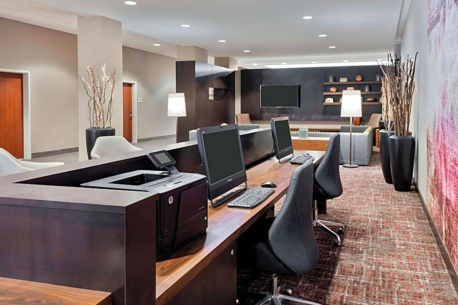 Courtyard by Marriott Fort Wayne Downtown at Grand Wayne Convention Center