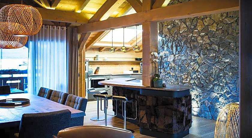 Au Coeur Du Village Hotel