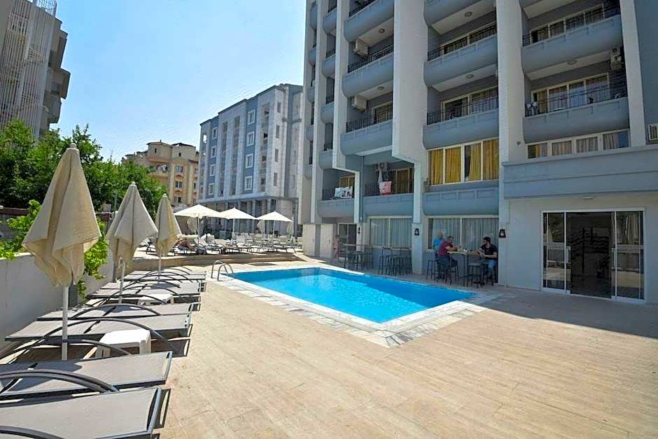 Almena Hotel