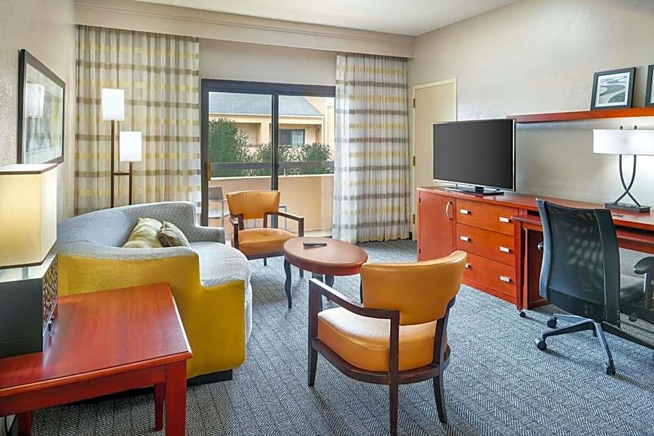 Courtyard by Marriott Baton Rouge Acadian Centre/LSU Area