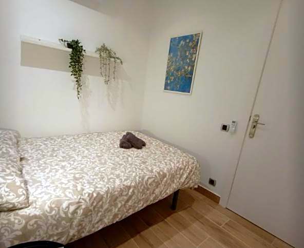 Private rooms Born neighborhood