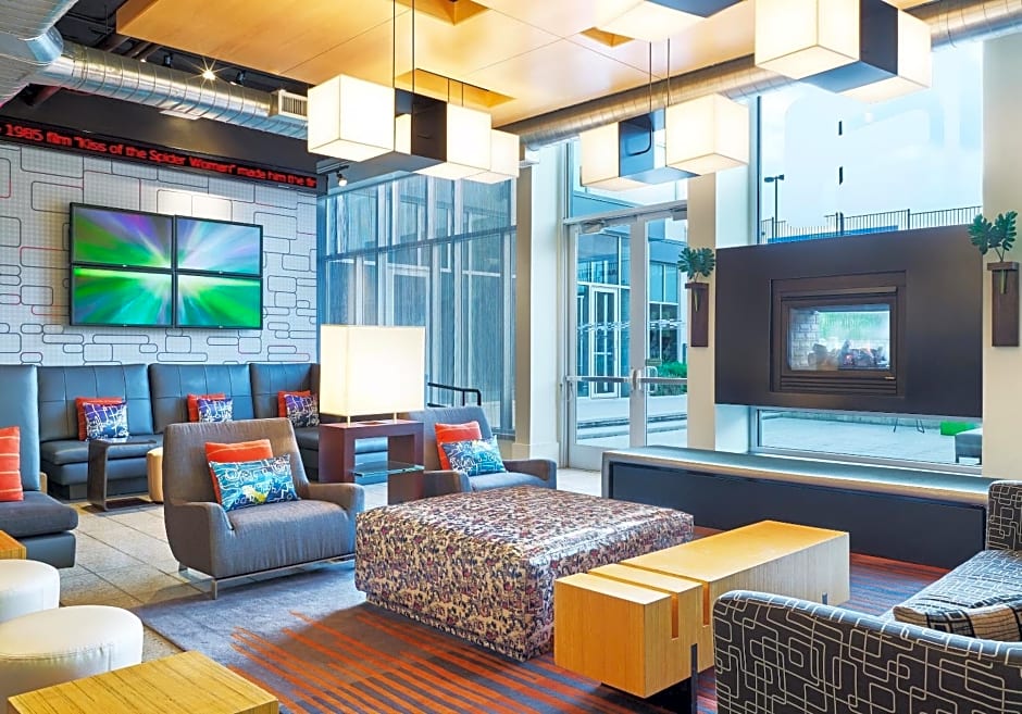 Aloft Hotel Plano