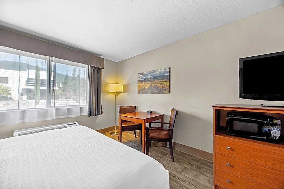 Best Western Inn At The Rogue