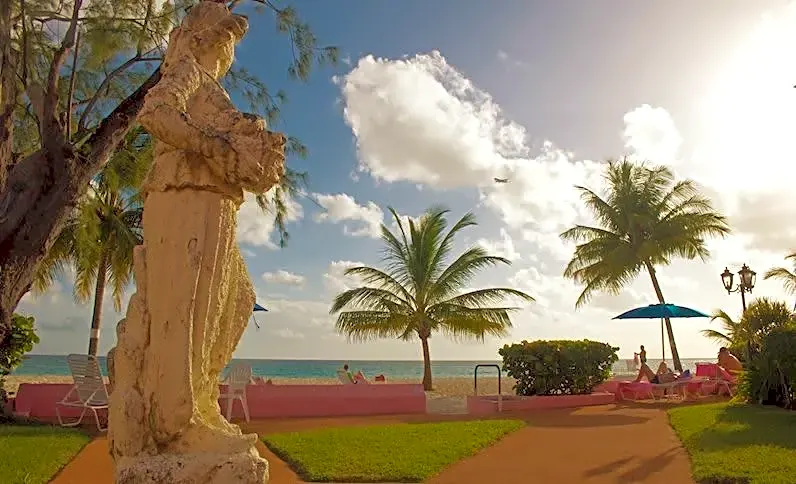 Southern Palms Beach Club