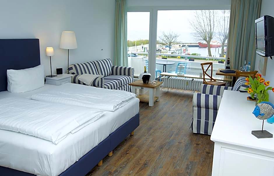 ACQUA Strande Yachthotel & Restaurant