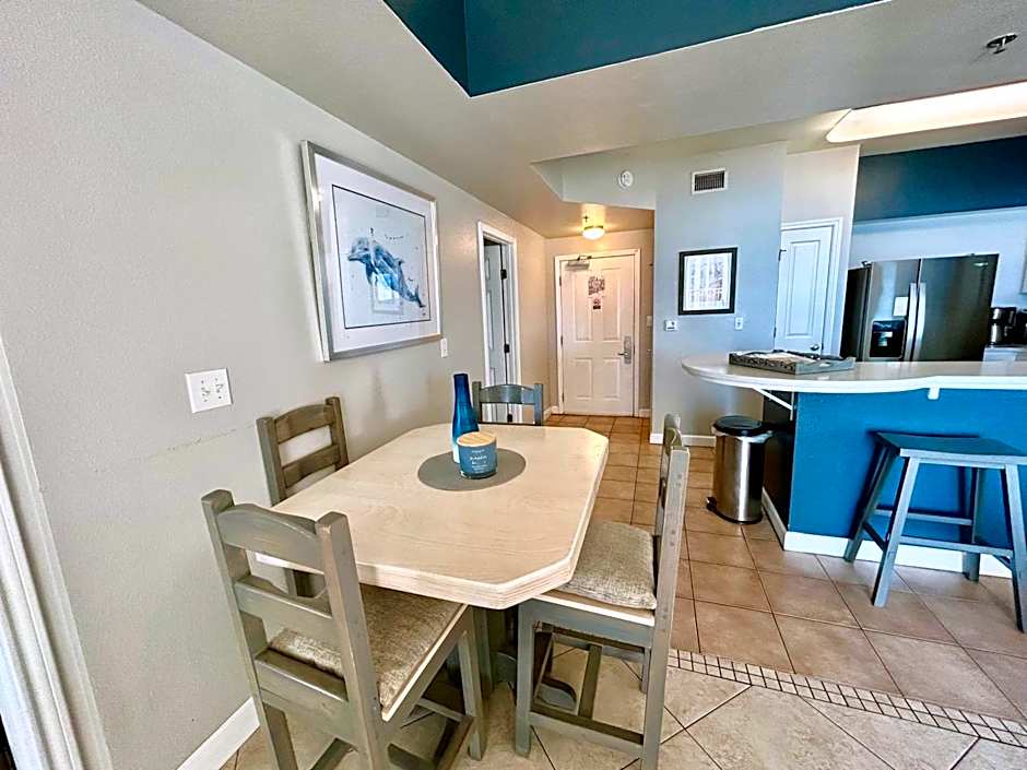 Amazing views! Great beachfront Panama City Condo