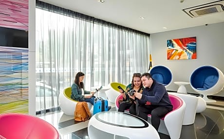 ibis budget Singapore Imperial