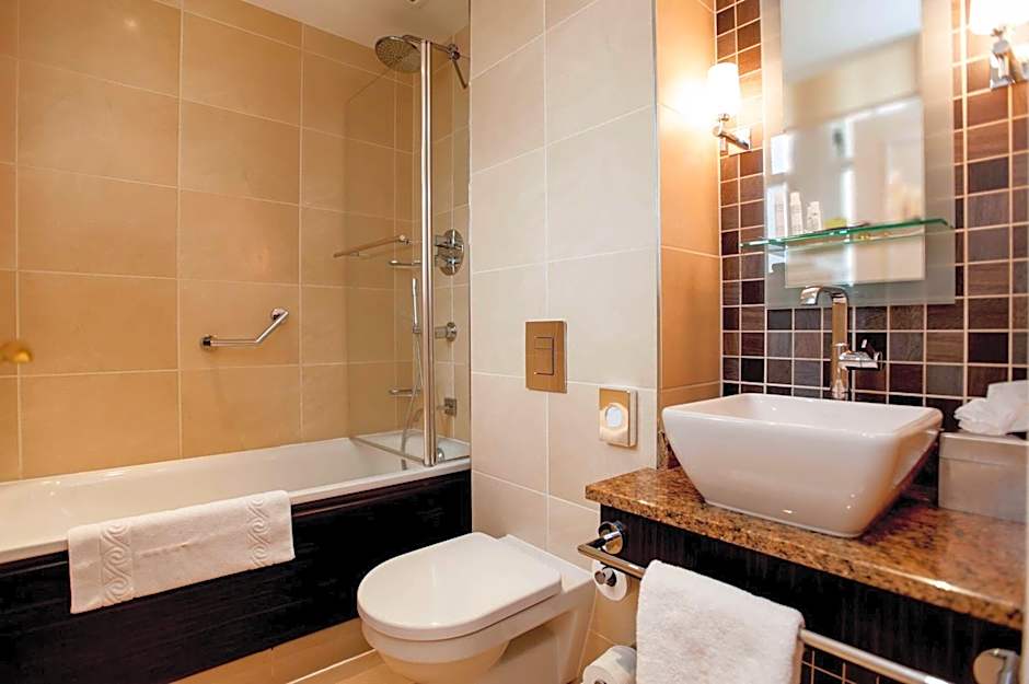 DoubleTree By Hilton Dunblane Hydro