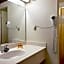 Studio 6 Suites Madera, CA Yosemite