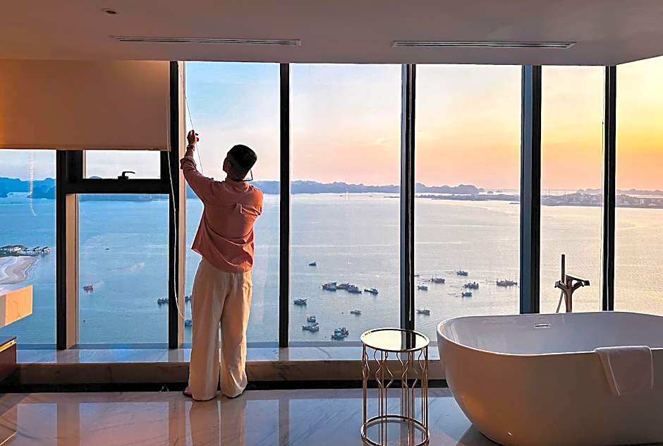 Radisson Blu Hotel, Ha Long Bay