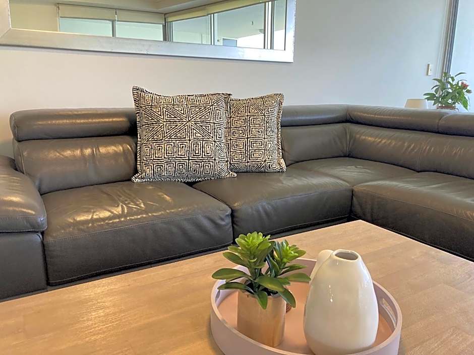 Waves Maroochy River