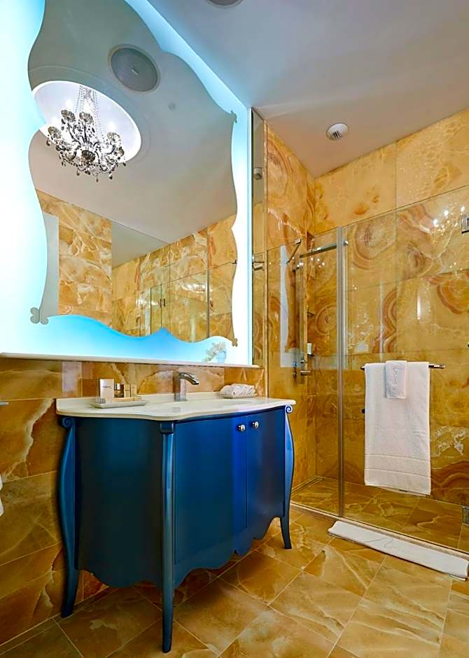 Aria Hotel Budapest by Library Hotel Collection