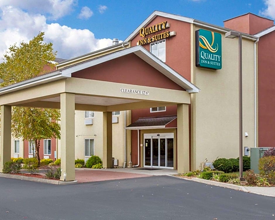 Quality Inn & Suites