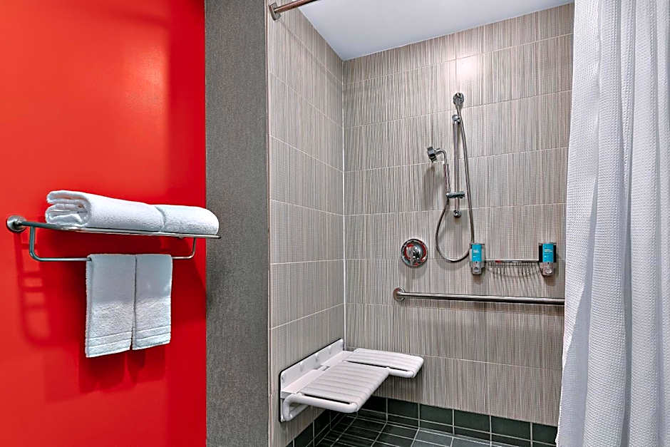 Aloft Arundel Mills BWI Airport