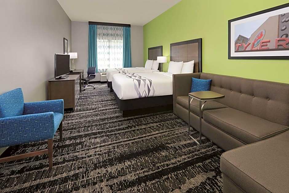 La Quinta Inn & Suites by Wyndham Tyler South