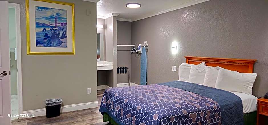 Sycamore Inn Chico University Area