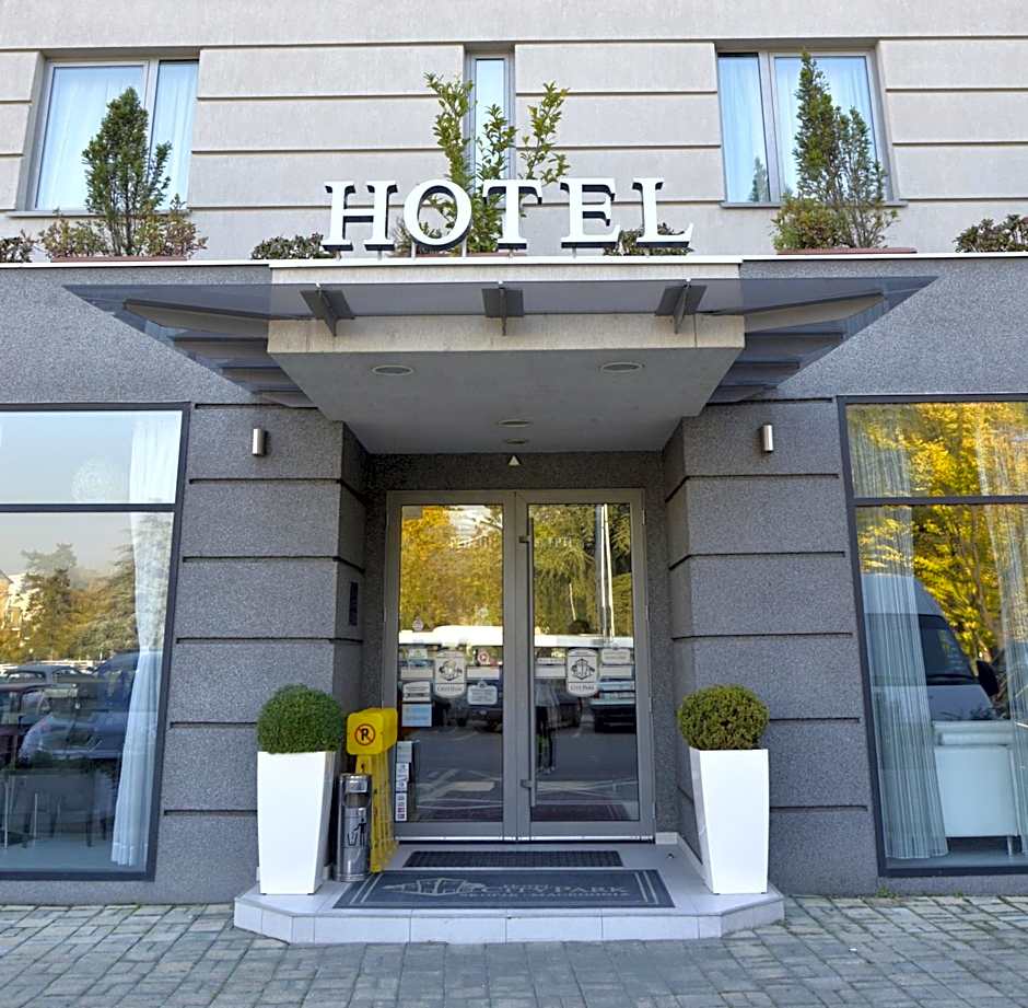 City Park Hotel