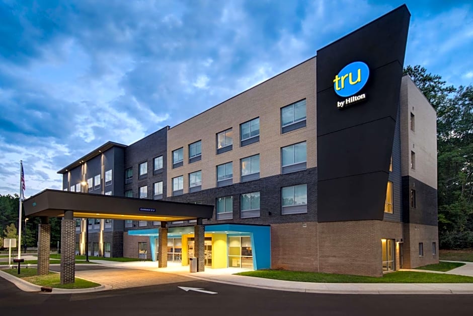 Tru by Hilton Wake Forest Raleigh North