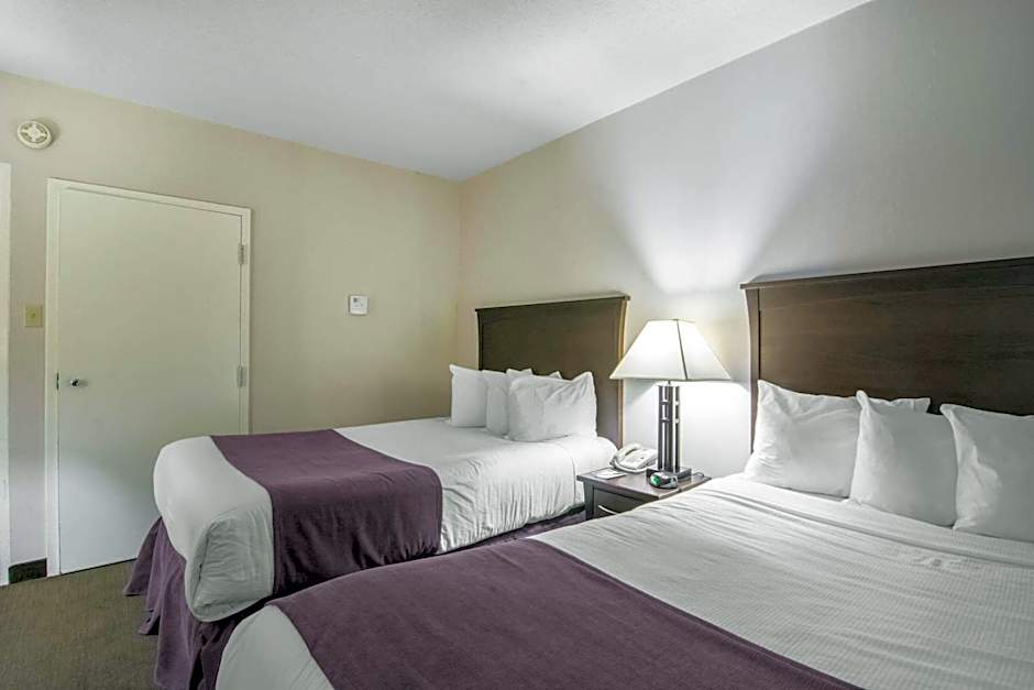 Quality Inn & Suites Yellowknife