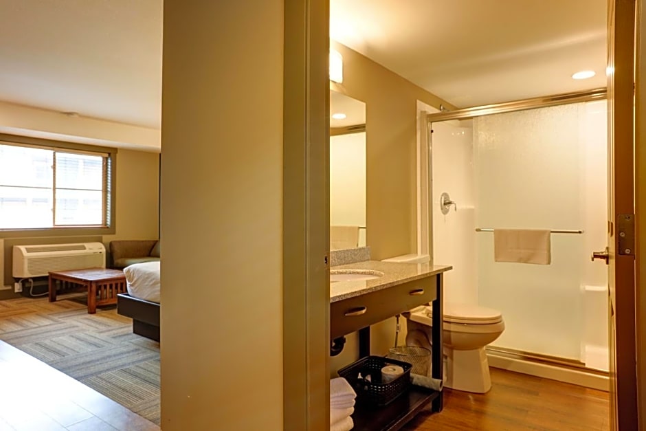 Vedder River Inn