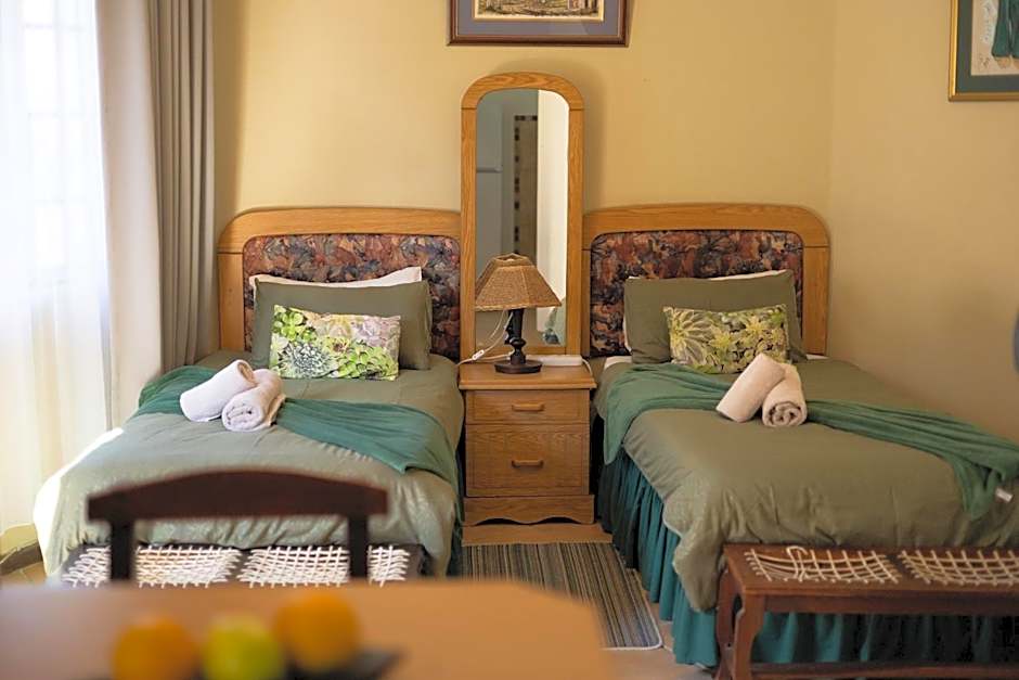 Homestead Bed and Breakfast - Travel Addo Group