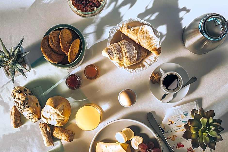 Las Gaviotas Suites Hotel & Spa