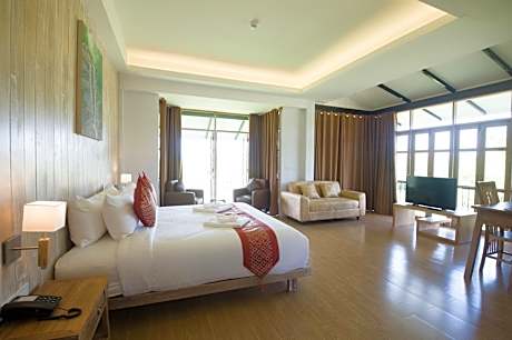 De Luxe Double Bed Room