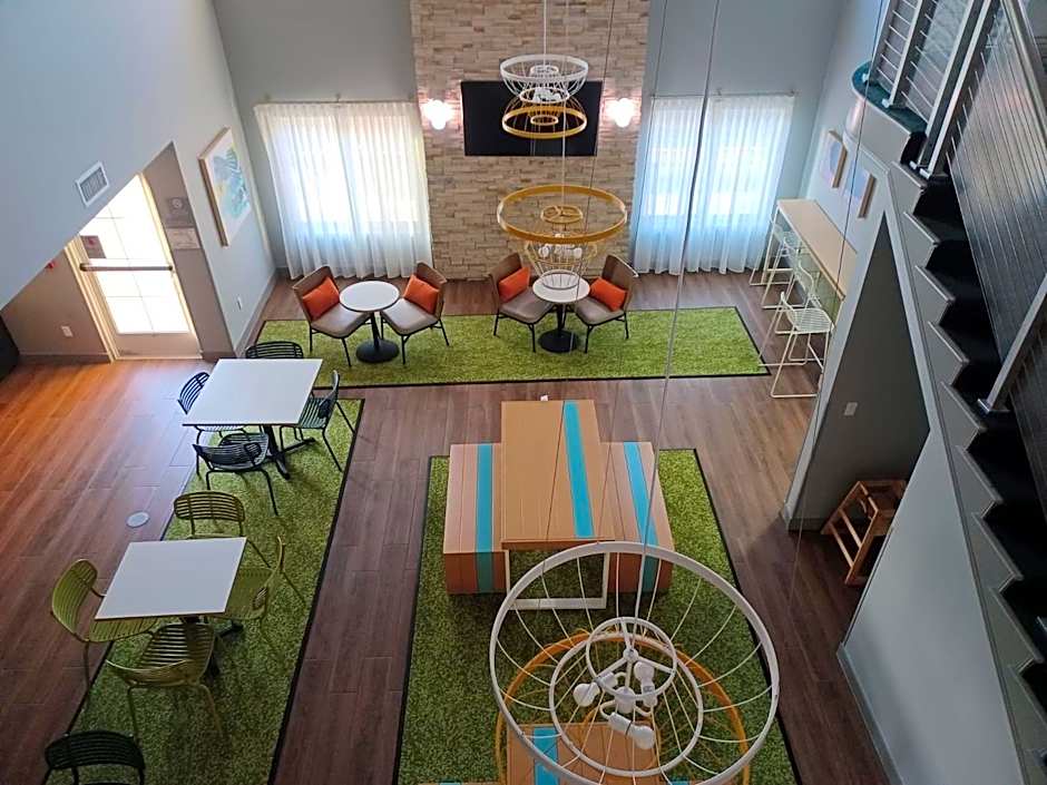 Spark by Hilton Redlands