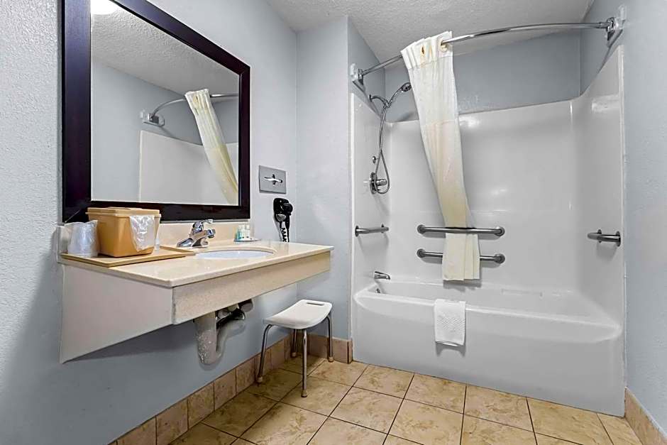 Quality Inn & Suites Florence Civic Center