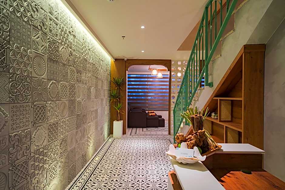 Seaesta Nha Trang Hotel