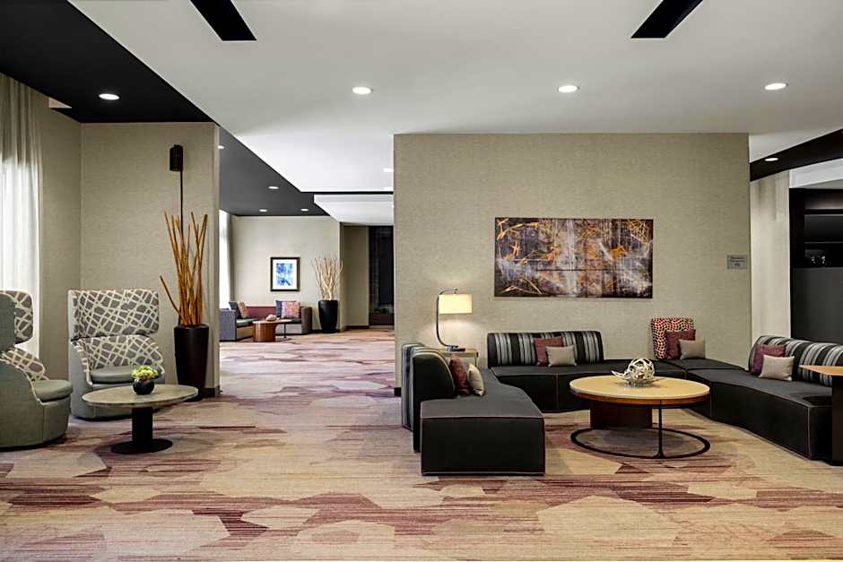 Courtyard by Marriott Omaha Bellevue at Beardmore Event Center