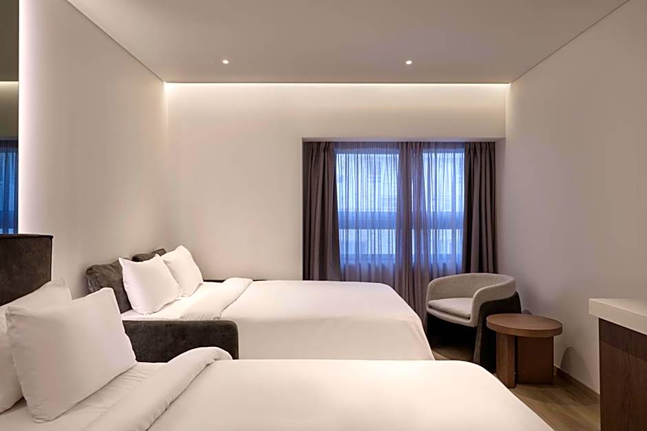 Nur Edge Aparthotel - Acropolis Skyline