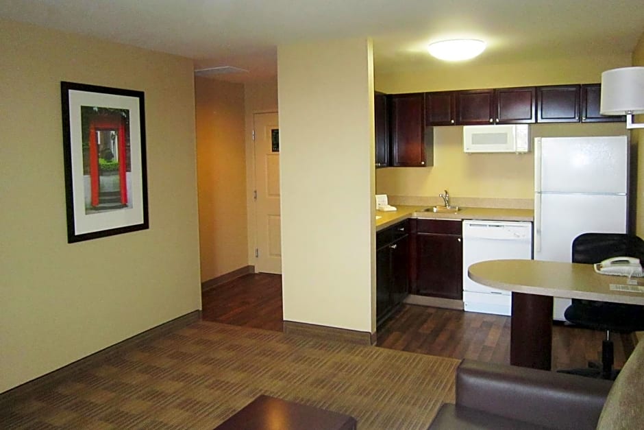 Extended Stay America Suites - Detroit - Auburn Hills - Featherstone Rd.