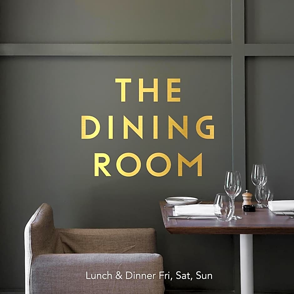 Lancemore Lindenderry Red Hill