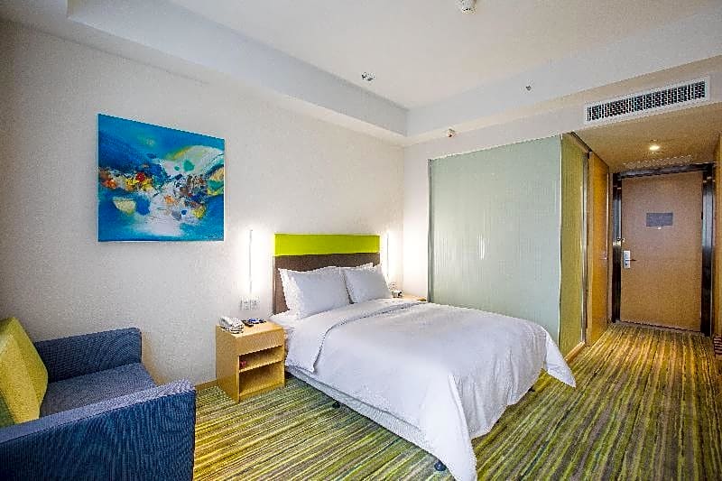 Holiday Inn Express Bengbu Downtown, an IHG Hotel