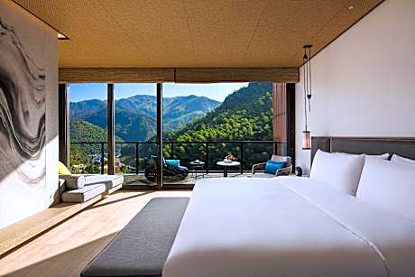 2-Bedroom Duplex Suite