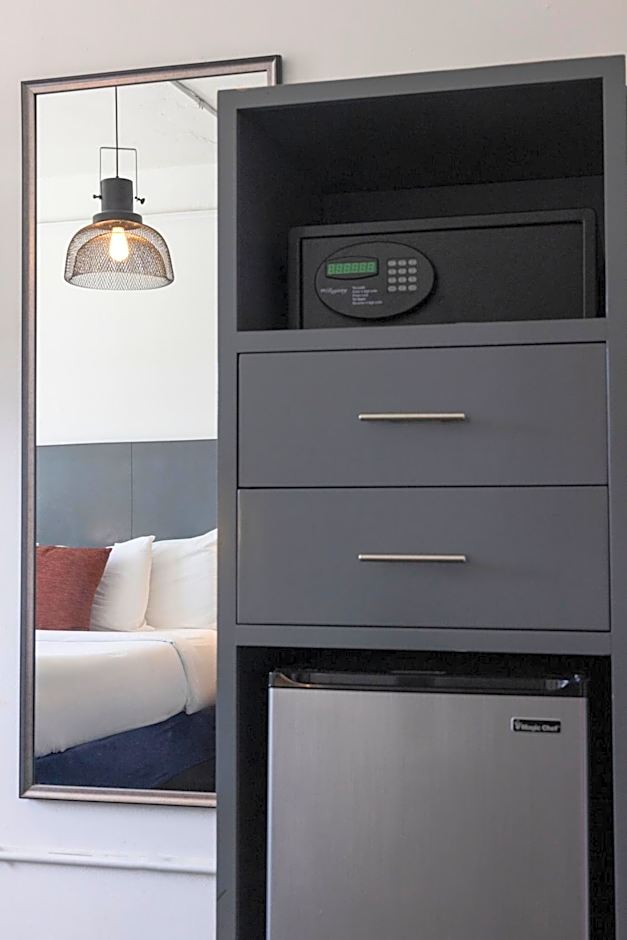 American Hotel