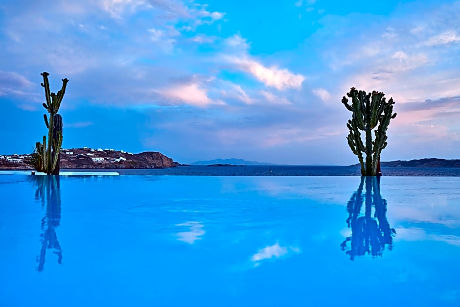 Katikies Mykonos - The Leading Hotels Of The World