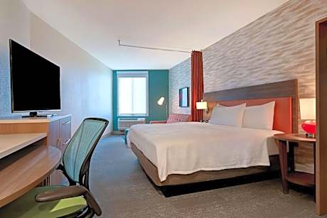 King Studio Suite - Non-Smoking