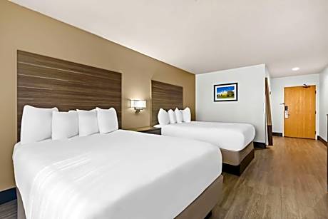 Queen Room with Two Queen Beds - Disability Access