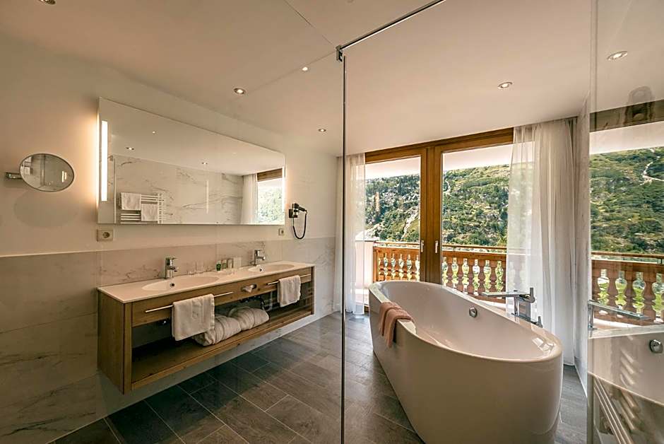 Gourmet & Wine Hotel Austria - 4 Sterne superior - Ski In Ski Out