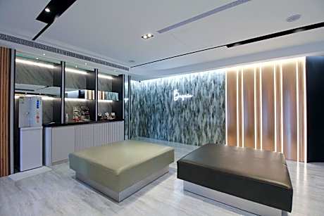 Hotel B (Quarantine Hotel)