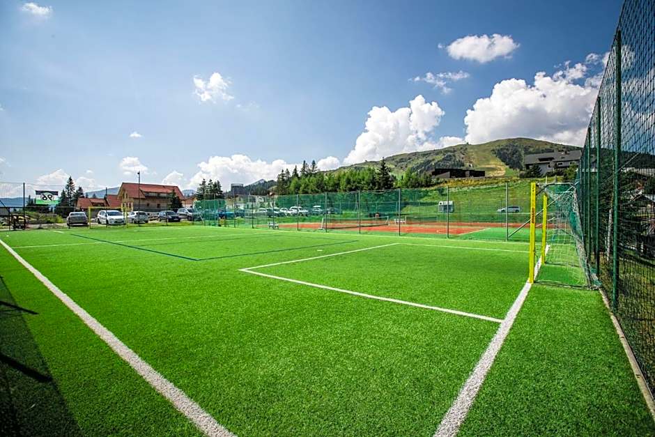 Basekamp Mountain Budget Hotel