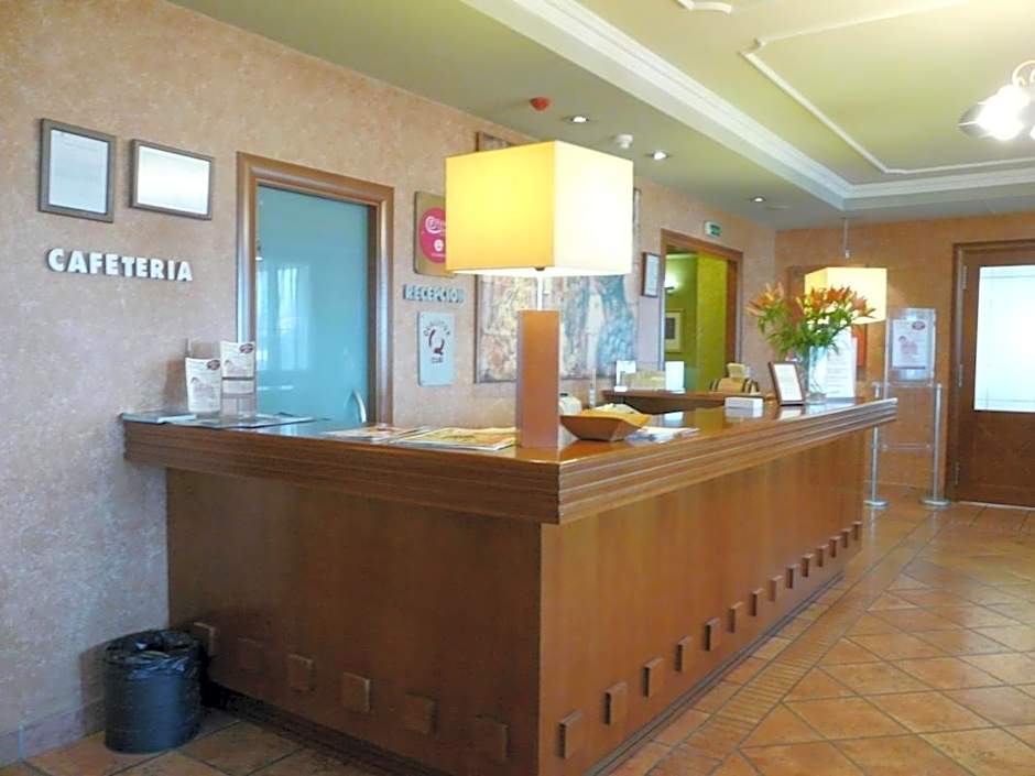 Hotel Restaurante El Tollo