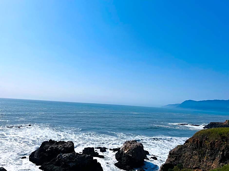 Inn of the Lost Coast