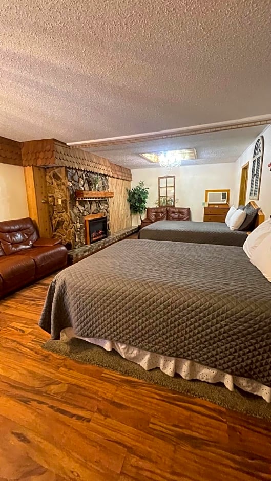 Cedar Wood Inn
