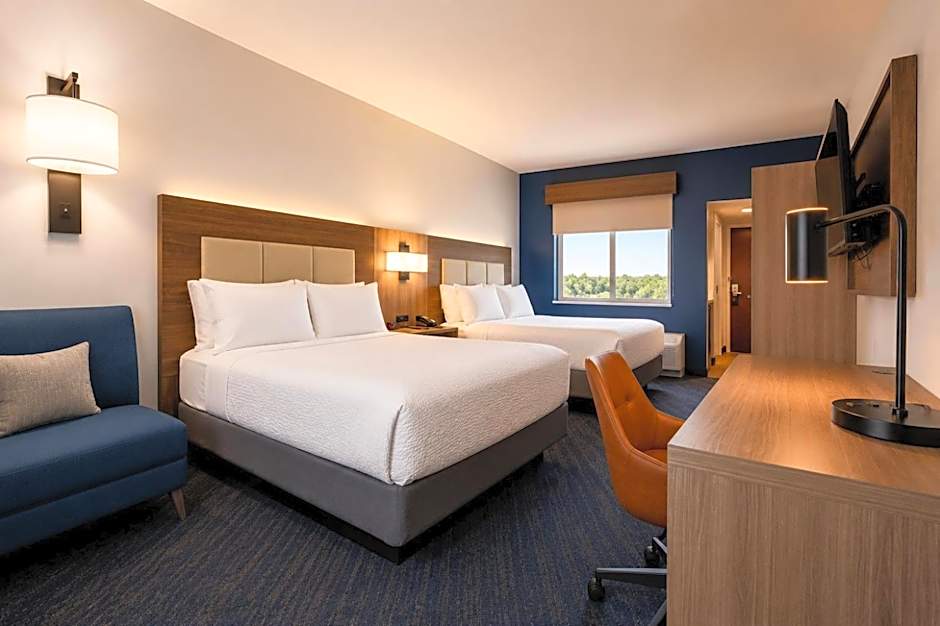 Holiday Inn Express & Suites Niagara Falls By IHG