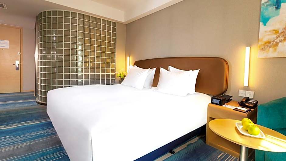 Holiday Inn Express Chifeng Hongshan By IHG