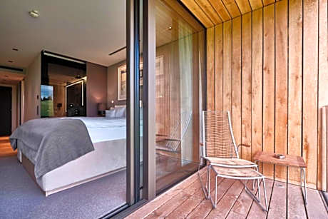 Deluxe Double Room - South